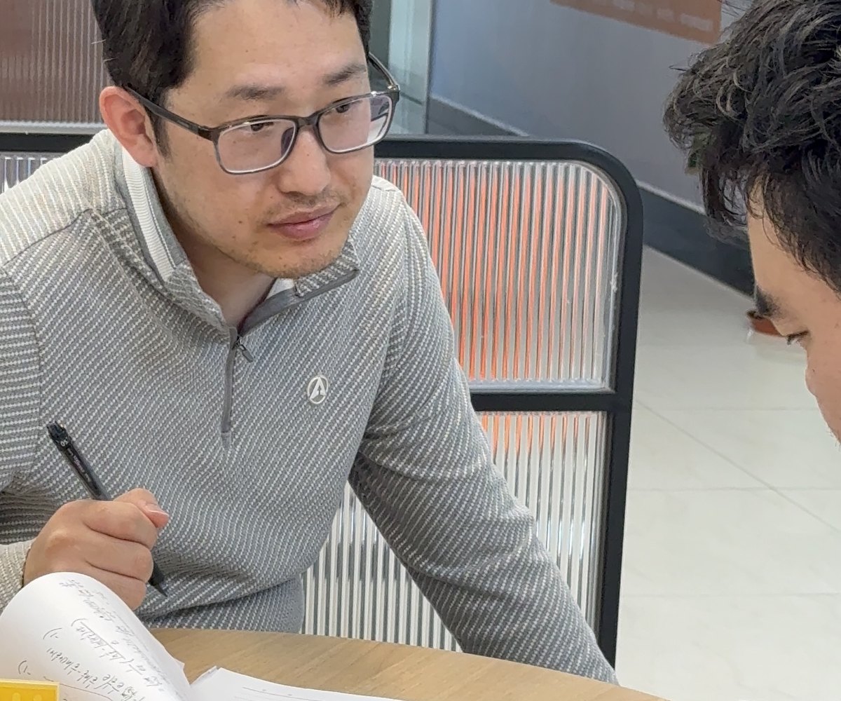 鲸鱼考研学科教师面对面答疑